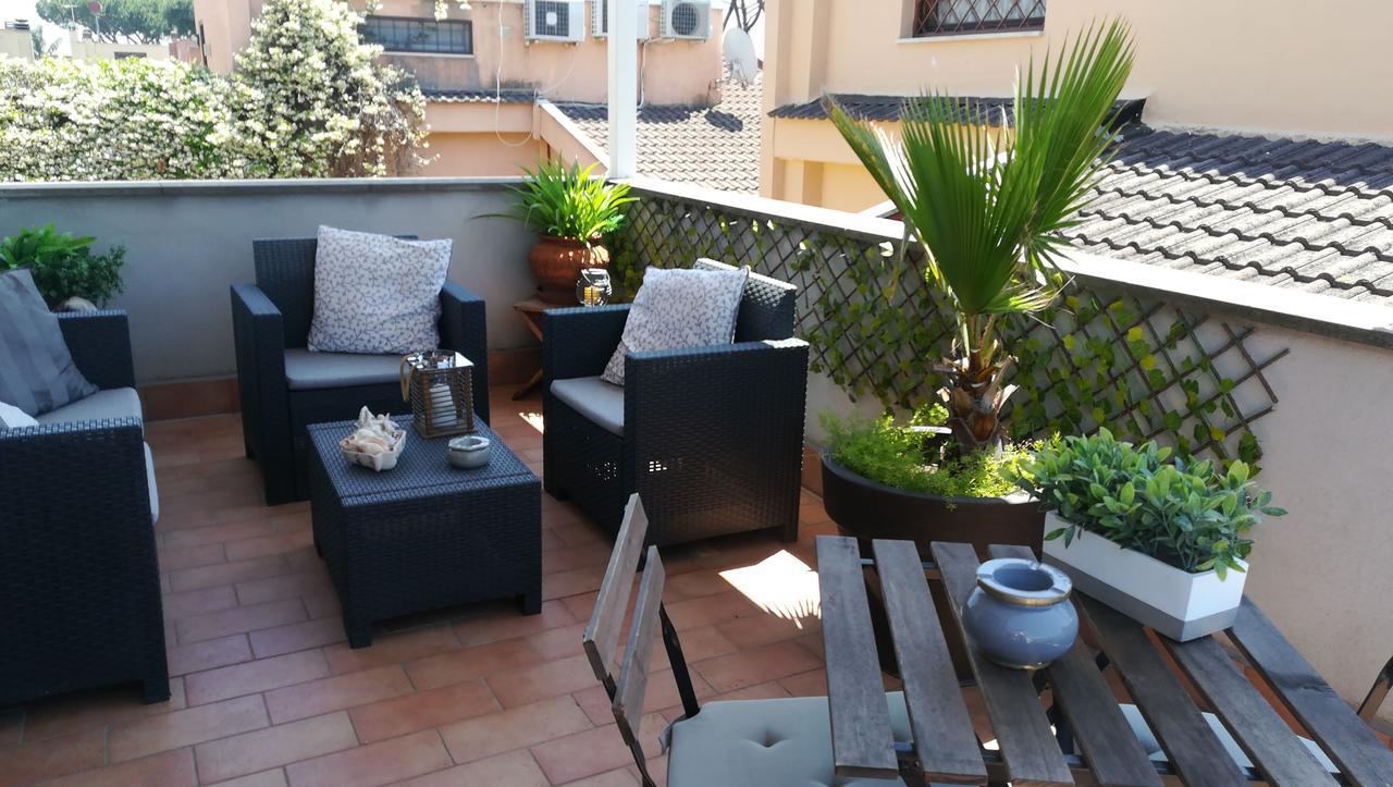 B&B Le Lanterne Casal Palocco Ngoại thất bức ảnh