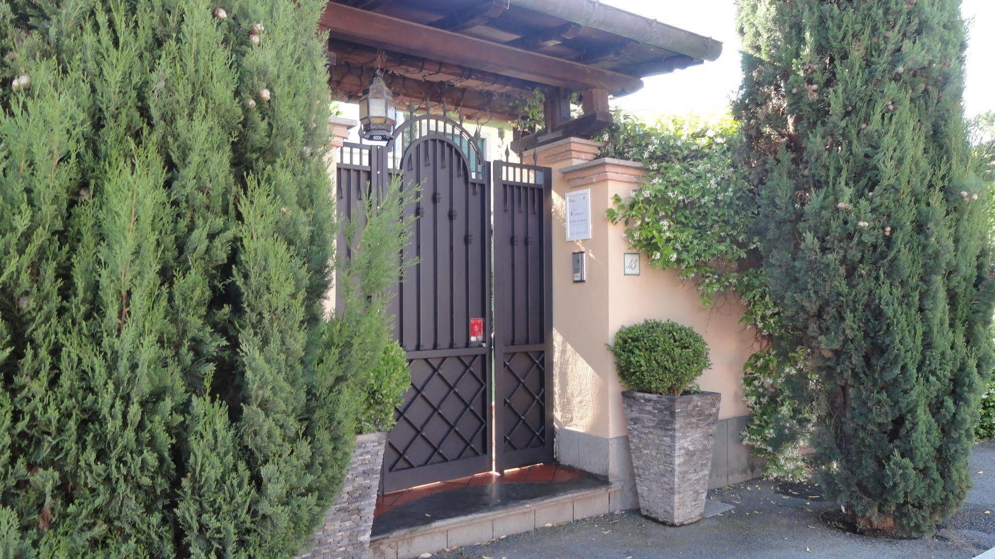 B&B Le Lanterne Casal Palocco Ngoại thất bức ảnh